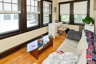 29 Pershing Rd, Unit 2 in Boston, MA - Building Photo - Building Photo