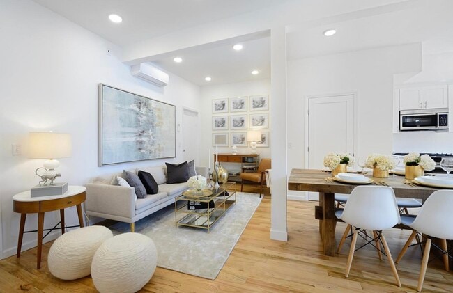 property at 413 Jefferson St