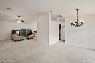 917 Oak Ave in Lehigh Acres, FL - Building Photo - Building Photo