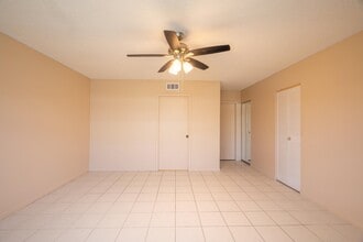 14579 Canalview Dr in Delray Beach, FL - Building Photo - Building Photo