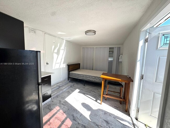 4119 SW 49th St in Fort Lauderdale, FL - Building Photo - Building Photo