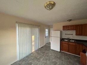 4925 Palmer St in Lansing, MI - Building Photo - Building Photo