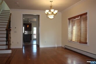 413 Westview Pl in Fort Lee, NJ - Building Photo - Building Photo
