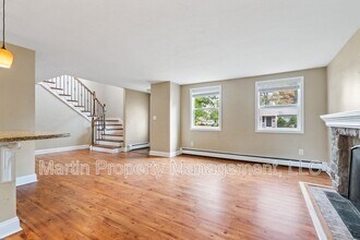 31 Wethersfield Rd in Natick, MA - Building Photo - Building Photo