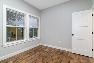 477 Meridian St in Boston, MA - Building Photo - Building Photo