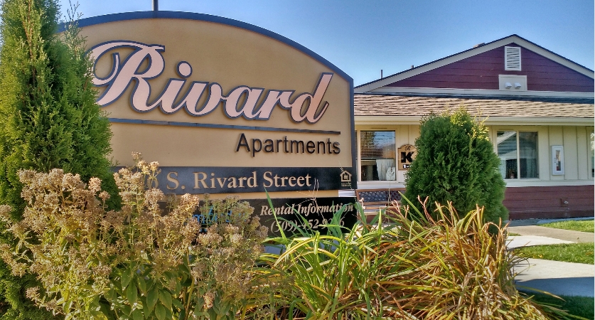 Rivard Apartments in Moxee, WA - Building Photo