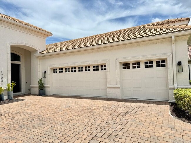 14209 Bathgate Terrace in Bradenton, FL - Building Photo - Building Photo