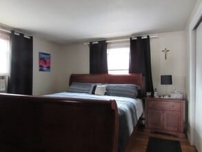 27 Westland Ave in Saugus, MA - Foto de edificio - Building Photo