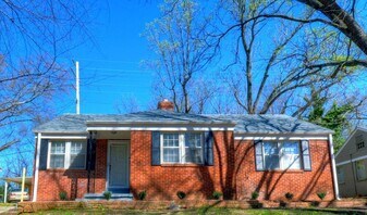 3240 N Waynoka Cir in Memphis, TN - Building Photo