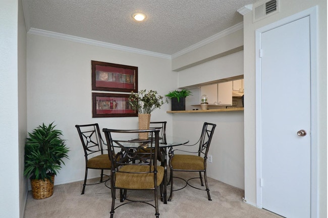 Barrow in Lewisville, TX - Foto de edificio - Interior Photo