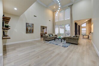 714 Last Arrow Dr in Houston, TX - Building Photo - Building Photo