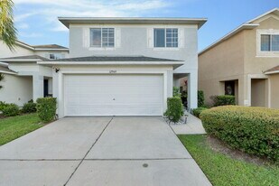 12949 Fennway Ridge Dr in Riverview, FL - Building Photo