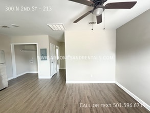300 N 2nd St in Austin, AR - Building Photo - Building Photo