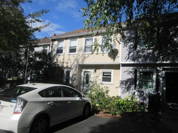 6 James Way in Cambridge, MA - Building Photo