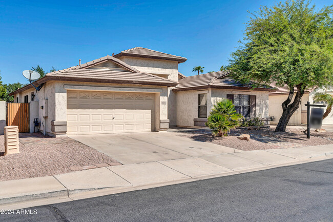 6434 W Kristal Way in Glendale, AZ - Building Photo - Building Photo