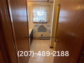 5 Madison St in Anson, ME - Building Photo - Building Photo