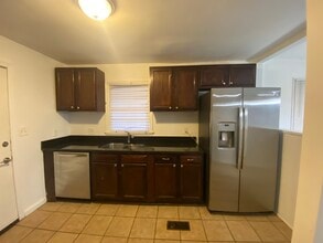 2431 Baxter Rd SW in Atlanta, GA - Building Photo - Building Photo