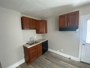 1469 N Grant Ave in Columbus, OH - Building Photo - Building Photo