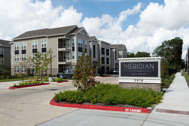 Meridian City South in Houston, TX - Foto de edificio - Building Photo