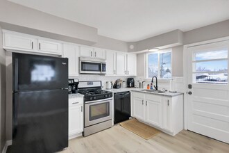 1833 Berkeley Rd in Columbus, OH - Building Photo - Building Photo