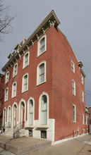 2101 Spring Garden St in Philadelphia, PA - Building Photo - Building Photo