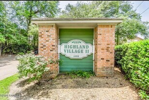 4464 Highland Rd in Baton Rouge, LA - Building Photo