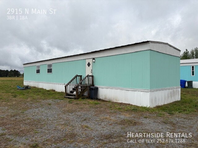 property at 2915 N Main St