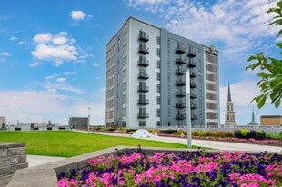 Skyline Tower in Fort Wayne, IN - Building Photo