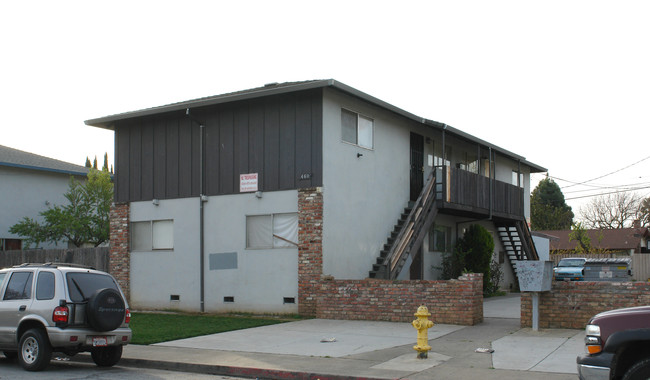 460-480 Fairview Dr in Gilroy, CA - Foto de edificio - Building Photo