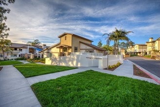 The Vista at Laguna in Laguna Niguel, CA - Building Photo - Building Photo