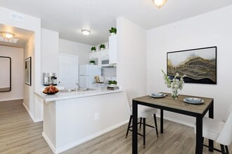 Rush Creek in Arlington, TX - Building Photo - Building Photo