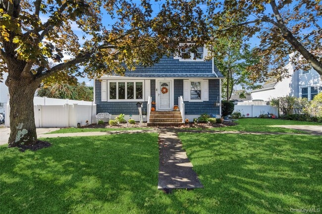 property at 245 S Delaware Ave