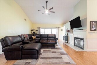 1907 Coral Tree Ct in Brandon, FL - Building Photo - Building Photo