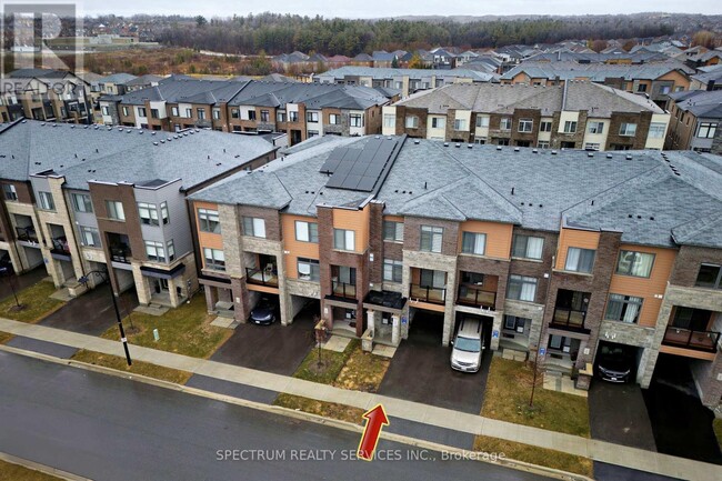 22 Delano Wy in Newmarket, ON - Building Photo - Building Photo