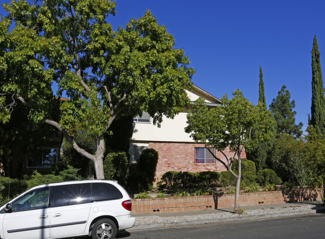 219 Avery Ln in Los Gatos, CA - Building Photo - Building Photo