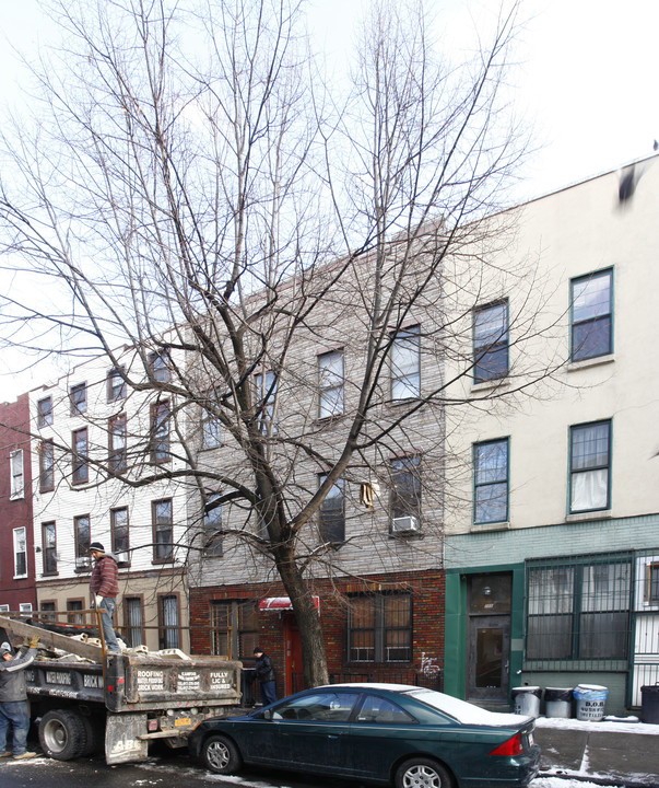 268 Himrod St in Brooklyn, NY - Building Photo