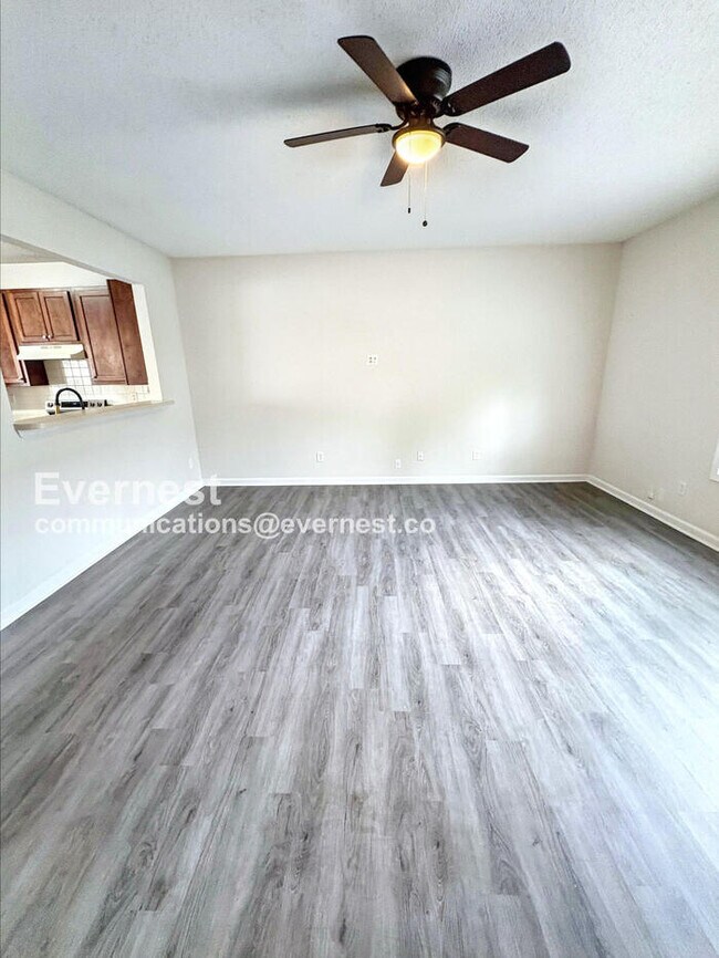 8646 Thomas Ln in Riverdale, GA - Building Photo - Building Photo