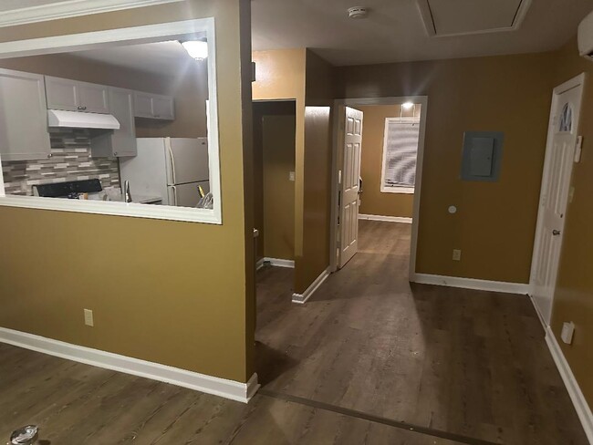 527 Oakland Pl in High Point, NC - Building Photo - Building Photo