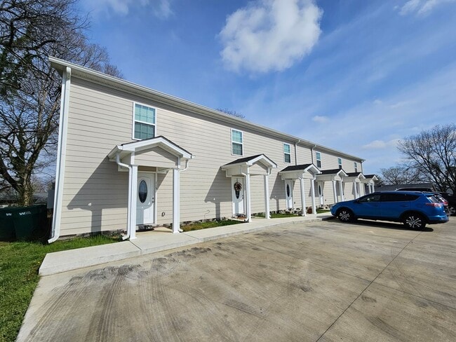 property at 123 6th Ave NE