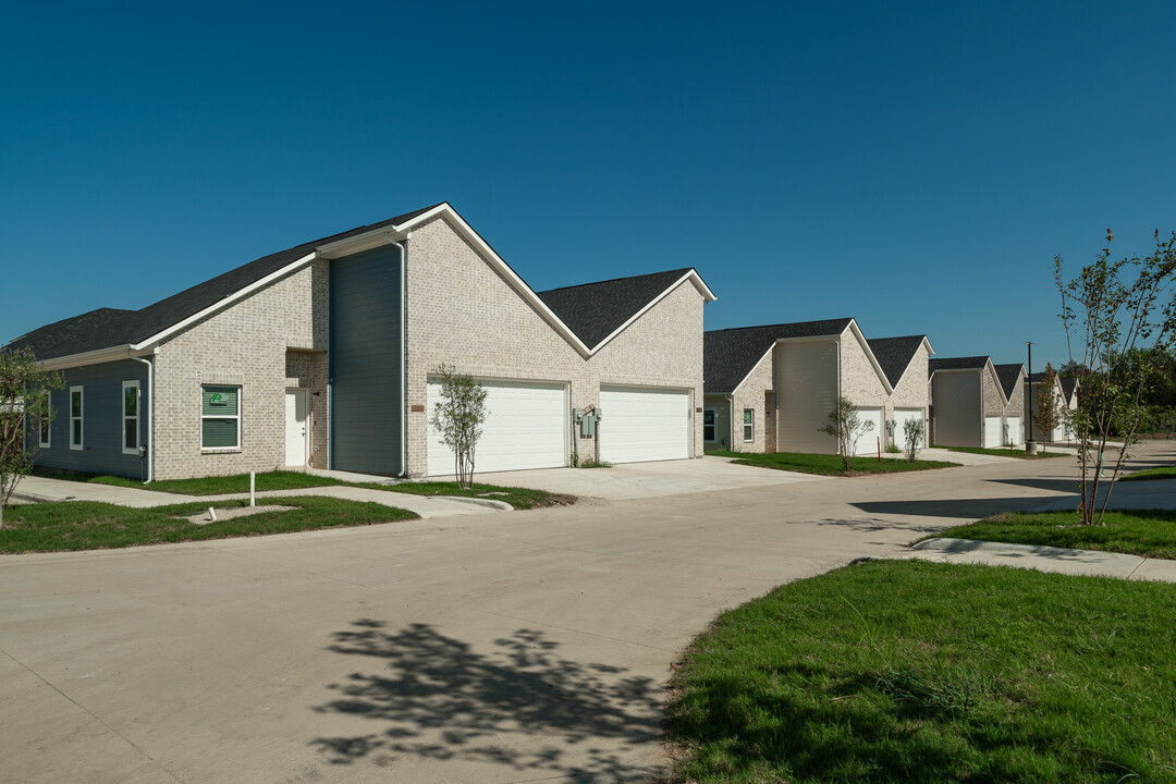 Hampton Road Duplexes in Dallas, TX - Foto de edificio