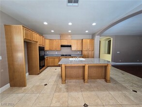 10887 Osceola Mills St in Las Vegas, NV - Building Photo - Building Photo