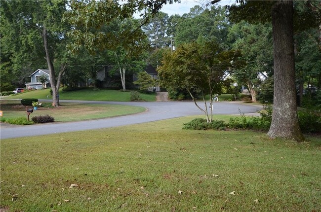 4064 Stephanie Ct in Kennesaw, GA - Building Photo - Building Photo