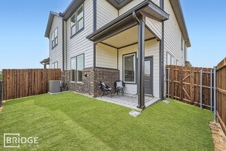 201 Lily Pad Dr in Arlington, TX - Building Photo - Building Photo