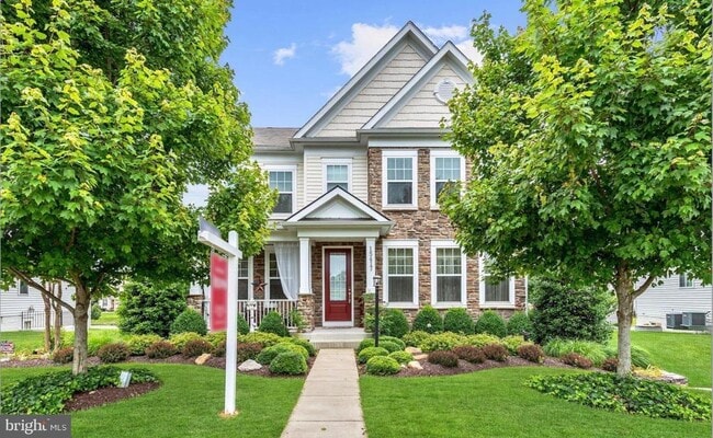 15417 Papillon Pl in Woodbridge, VA - Building Photo - Building Photo