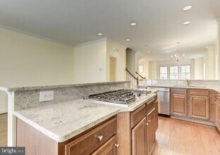 3307 Kemper Rd in Arlington, VA - Building Photo - Building Photo