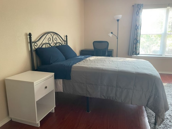 1700 Balsam Way in Round Rock, TX - Building Photo - Building Photo