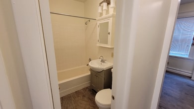 168 Cedar St in Corning, NY - Building Photo - Building Photo