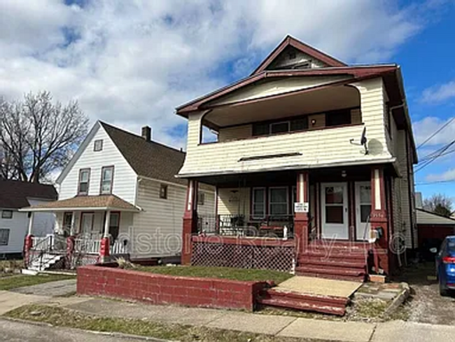 property at 3556 W 63rd St