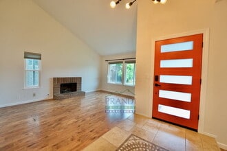 9 Quince Ct in Novato, CA - Building Photo - Building Photo