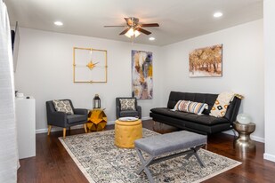 2318 Centenary Way Ct in Dacula, GA - Building Photo